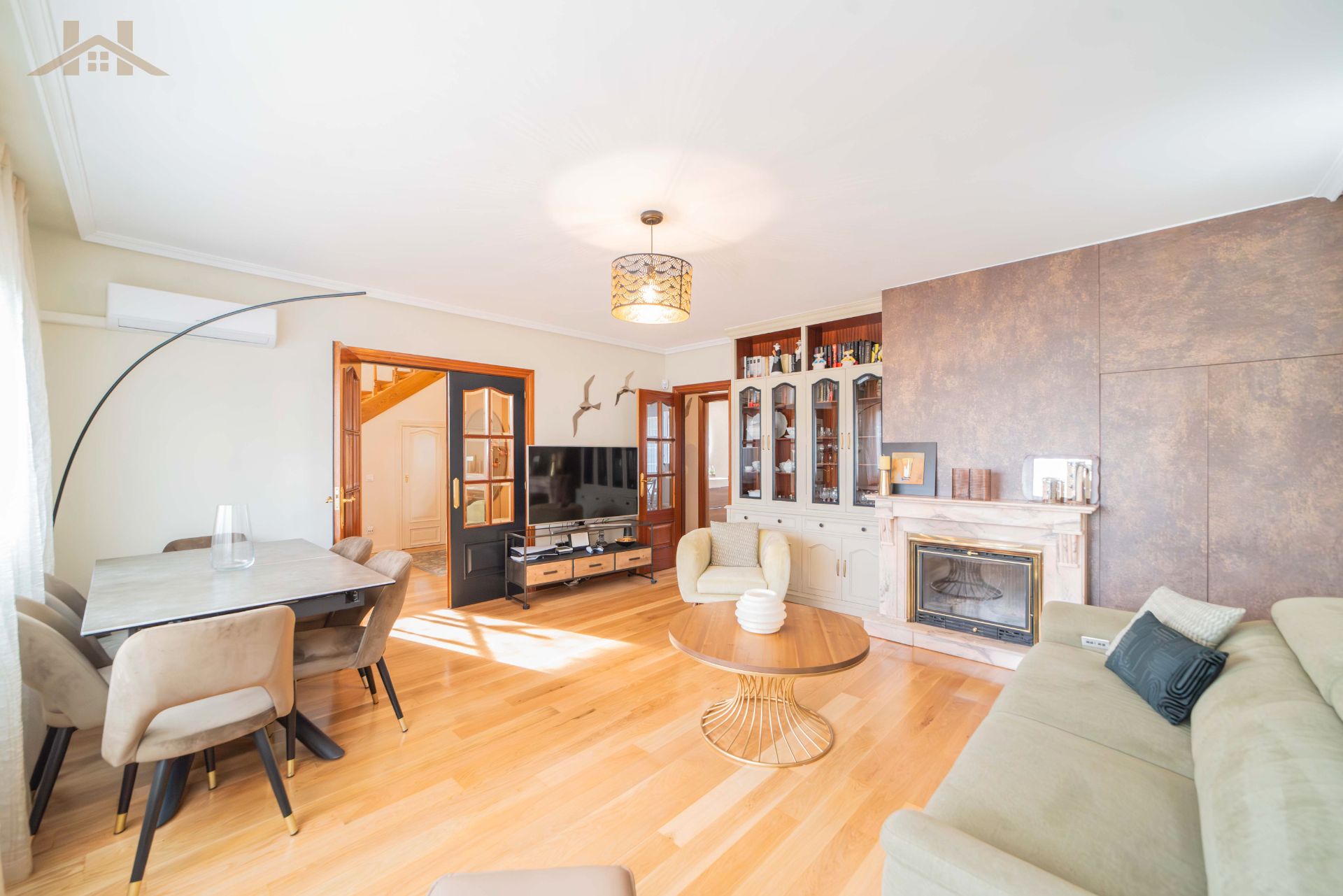 Living room of House or chalet for sale in Las Rozas de Madrid  with Air Conditioner, Heating and Private garden