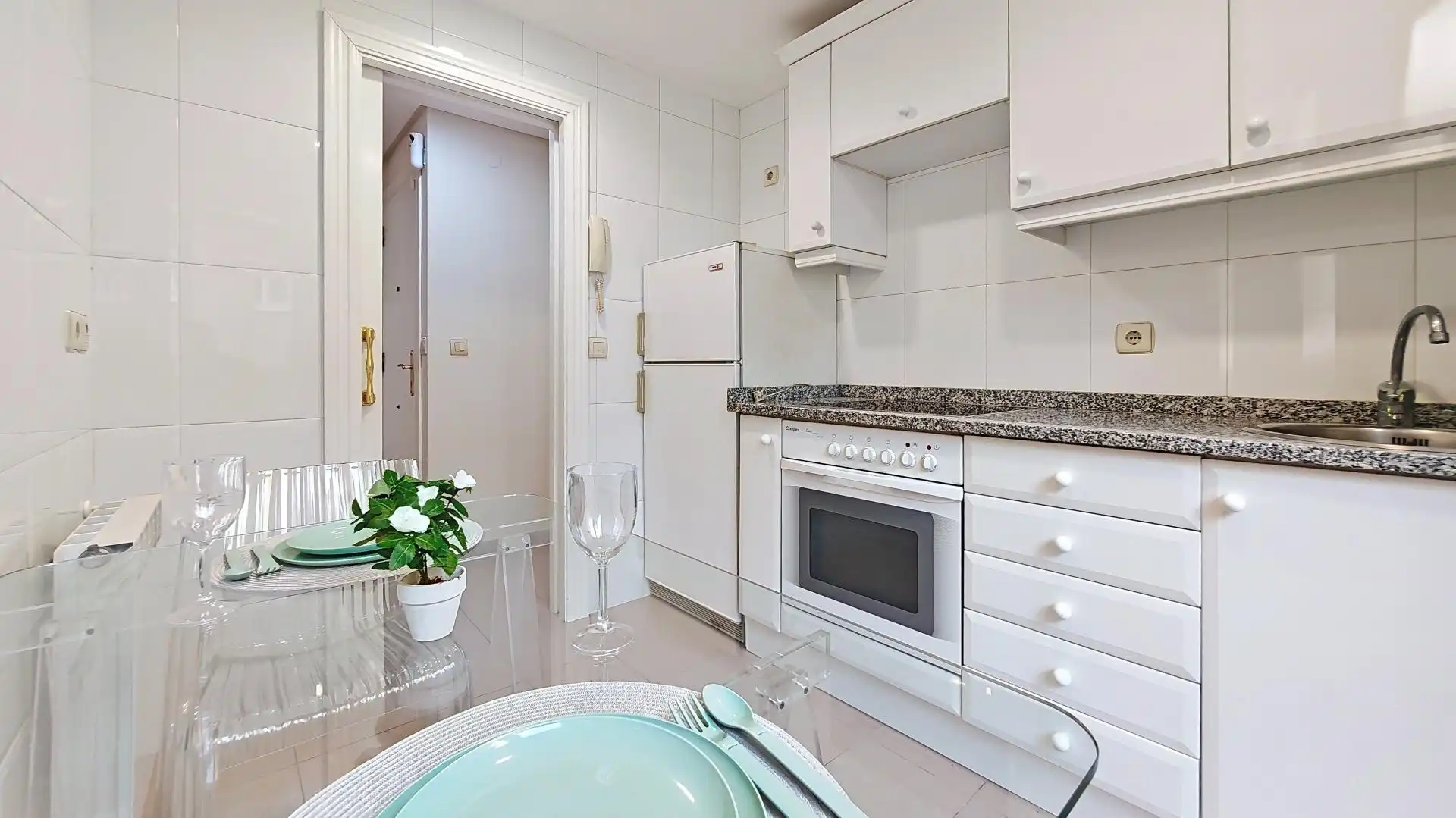 Küche von Wohnung zum Verkauf in Tineo mit Balkon