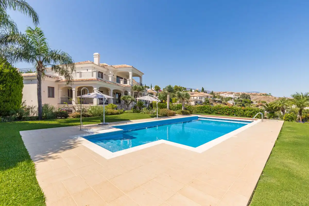 Chalet con piscina en venta en Los Flamingos, imagen 26