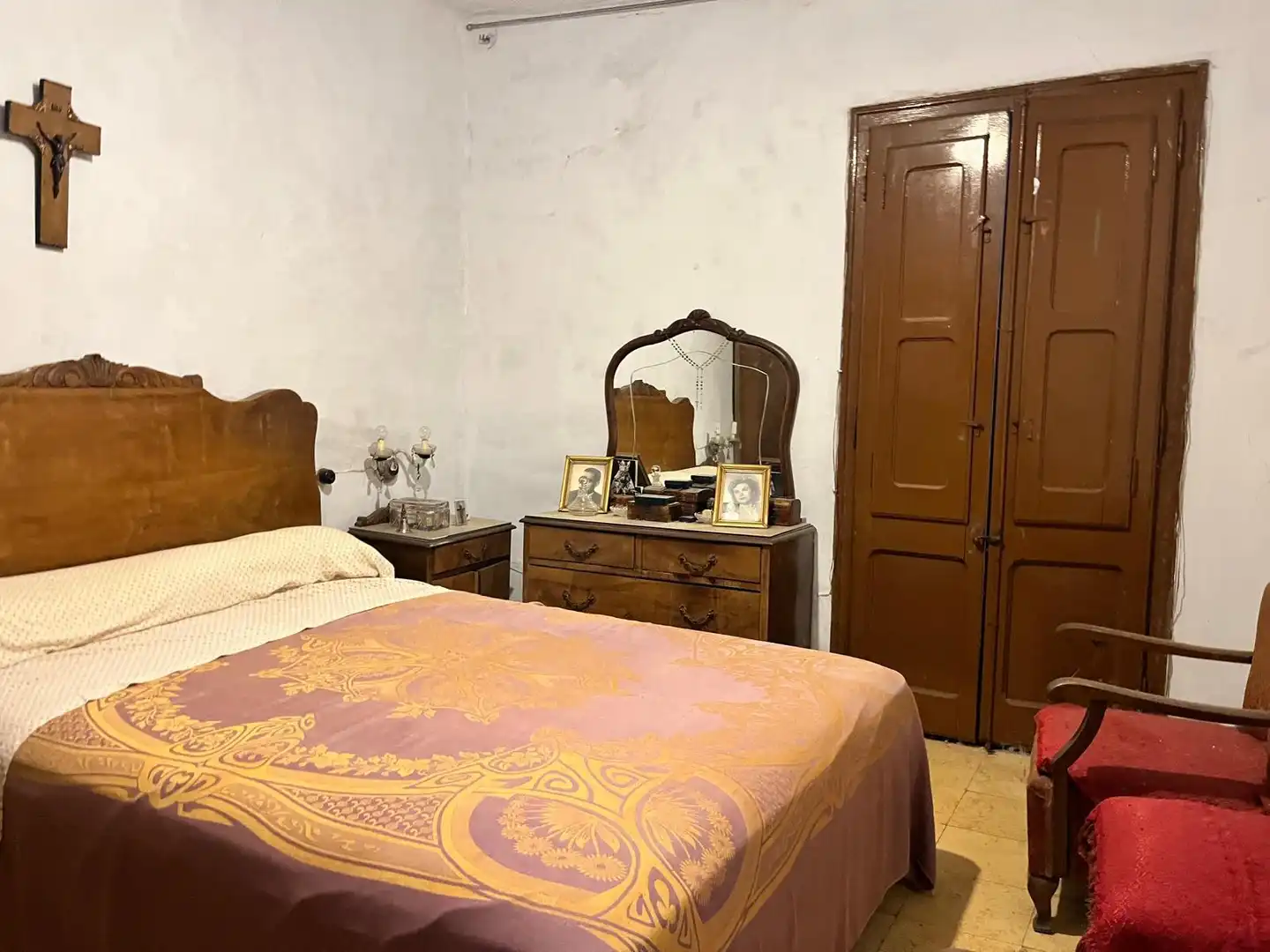 Schlafzimmer von Einfamilien-Reihenhaus zum Verkauf in Castillazuelo mit Heizung