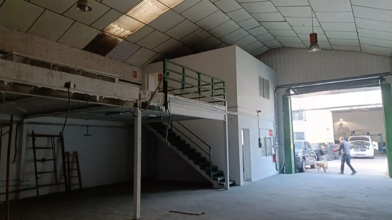 Industrial buildings for rent in Collado Villalba  with Alarm