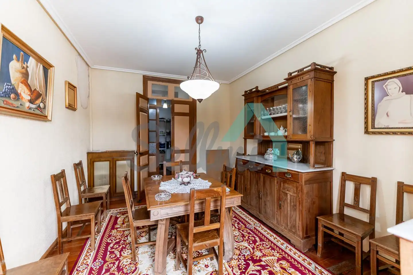 Comedor de Piso en venta en Llanes con Calefacción, Parquet y Balcón