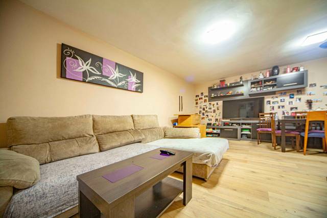 Piso en Venta en Palomeras Sureste