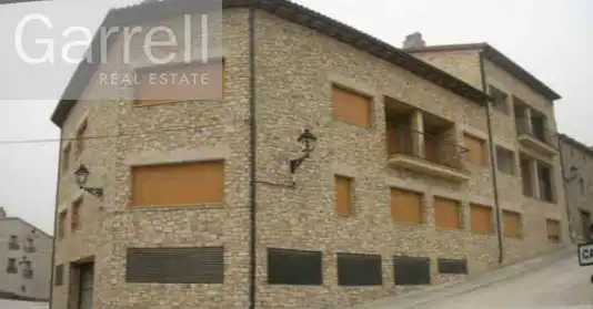 Vista exterior de Edificio en venta en Conesa