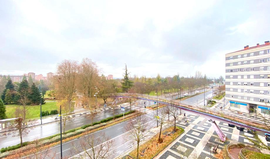 Photo 1 of Flat for sale in Brasil, El Pilar, Araba - Álava