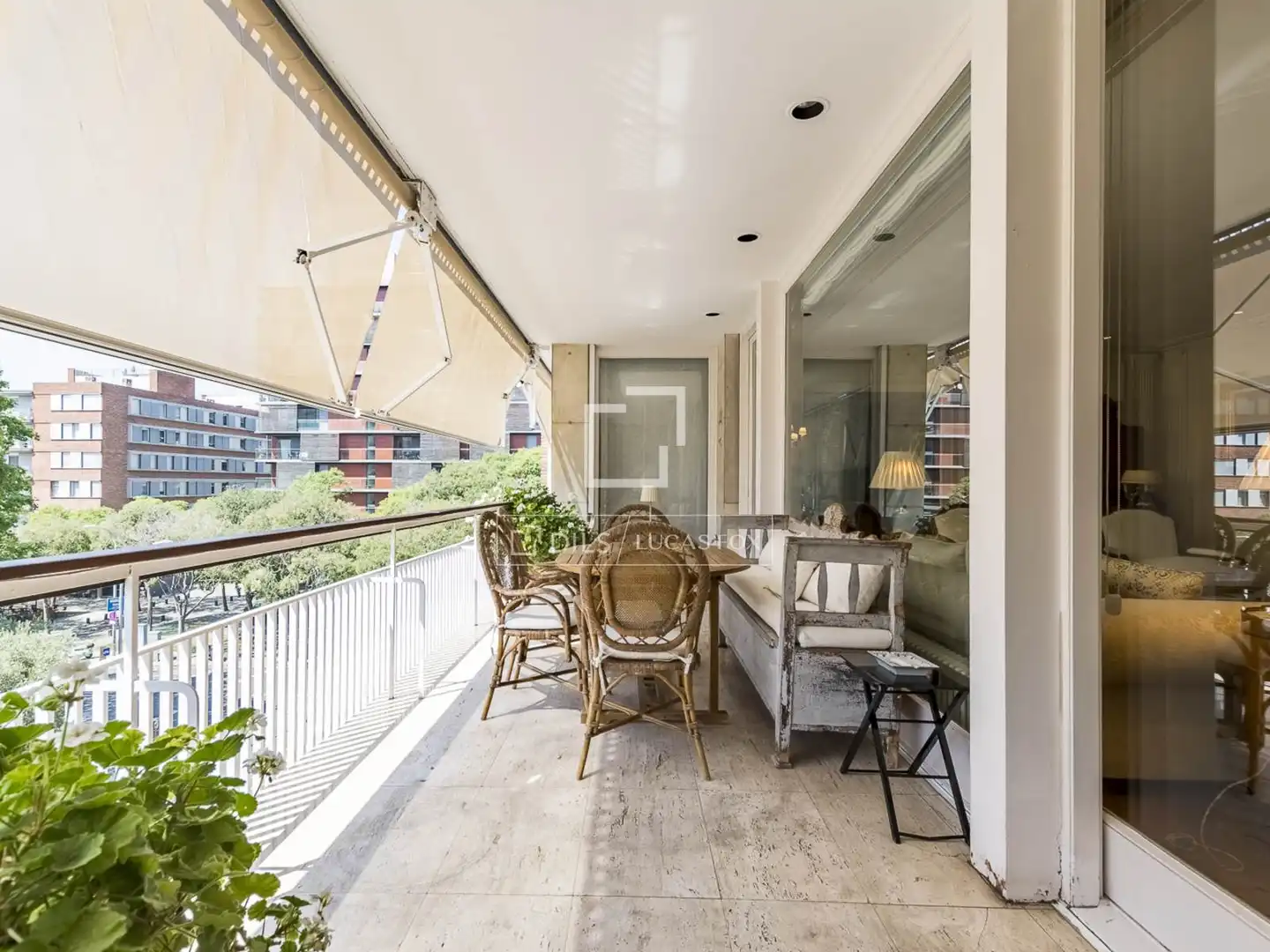 Terraza de Piso en venta en Barcelona con Aire acondicionado