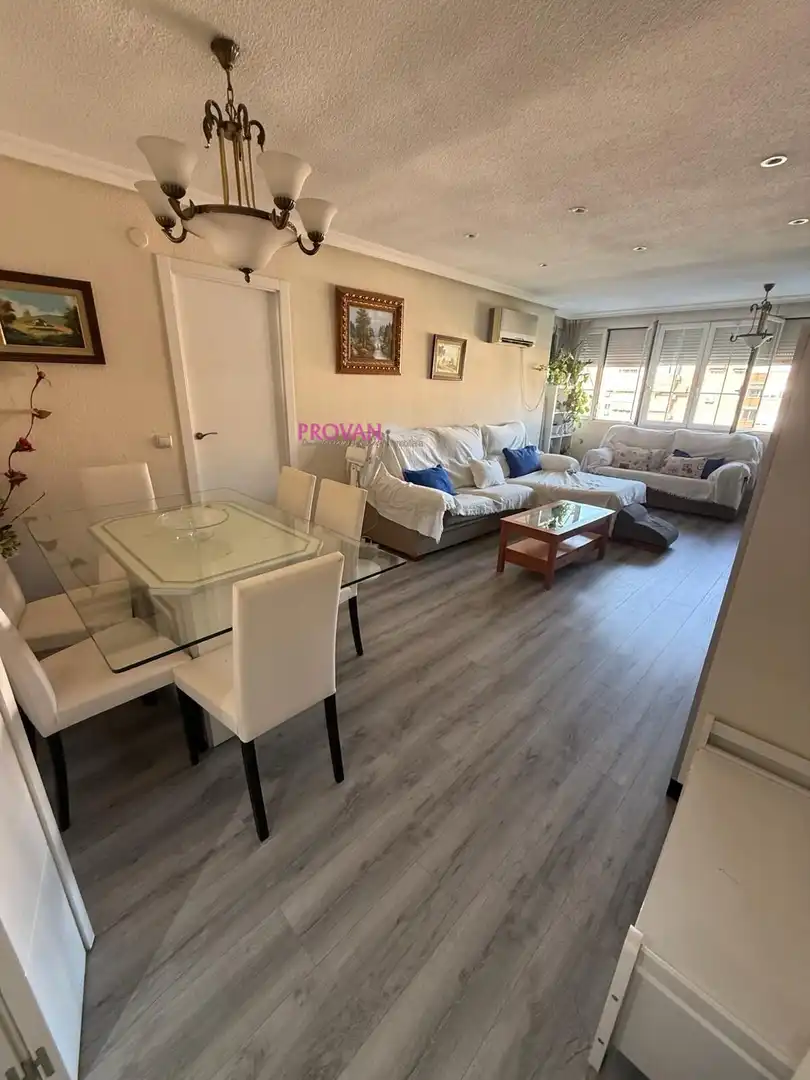 Living room of Flat for sale in Torrejón de Ardoz  with Air Conditioner, Heating and Private garden
