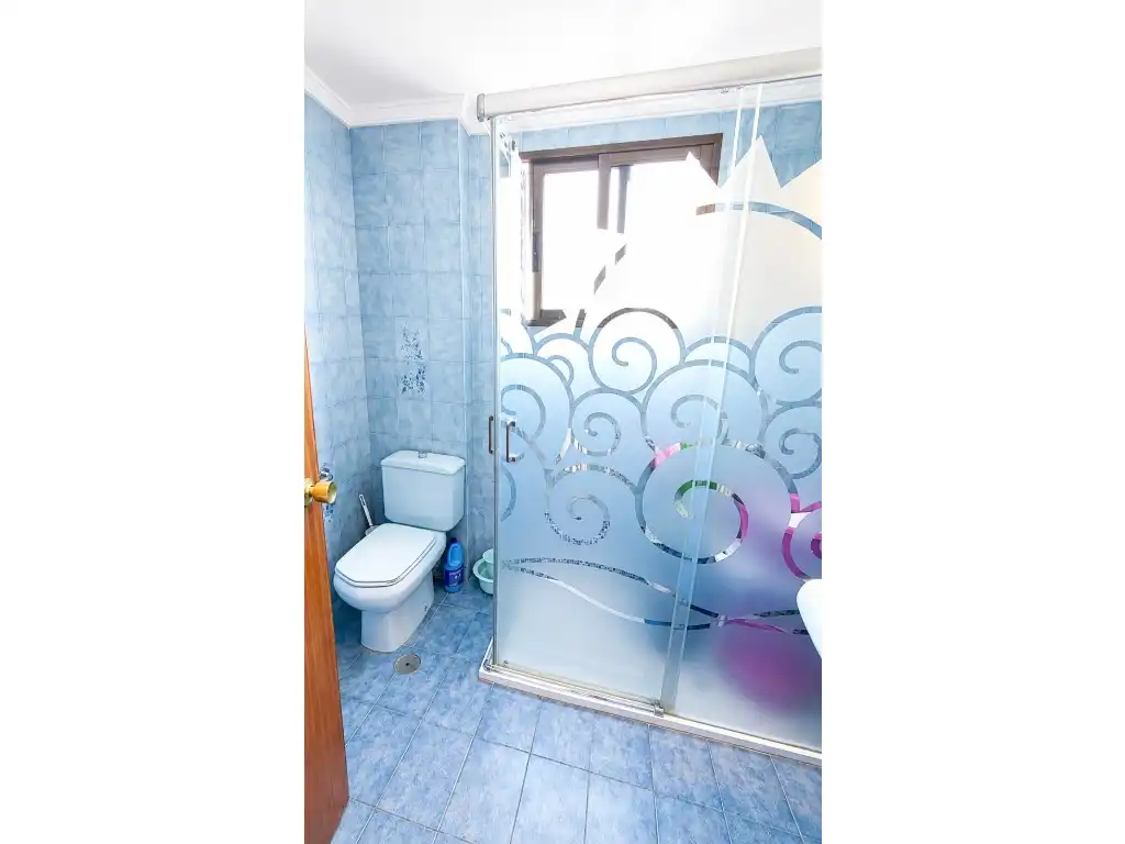 Baño de Casa o chalet en venta en Benidorm con Aire acondicionado, Piscina y Amueblado