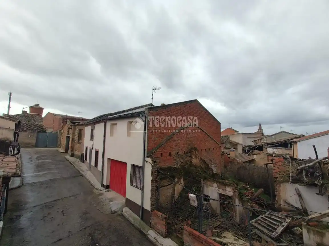 Vista exterior de Casa o chalet en venta en Siete Iglesias de Trabancos