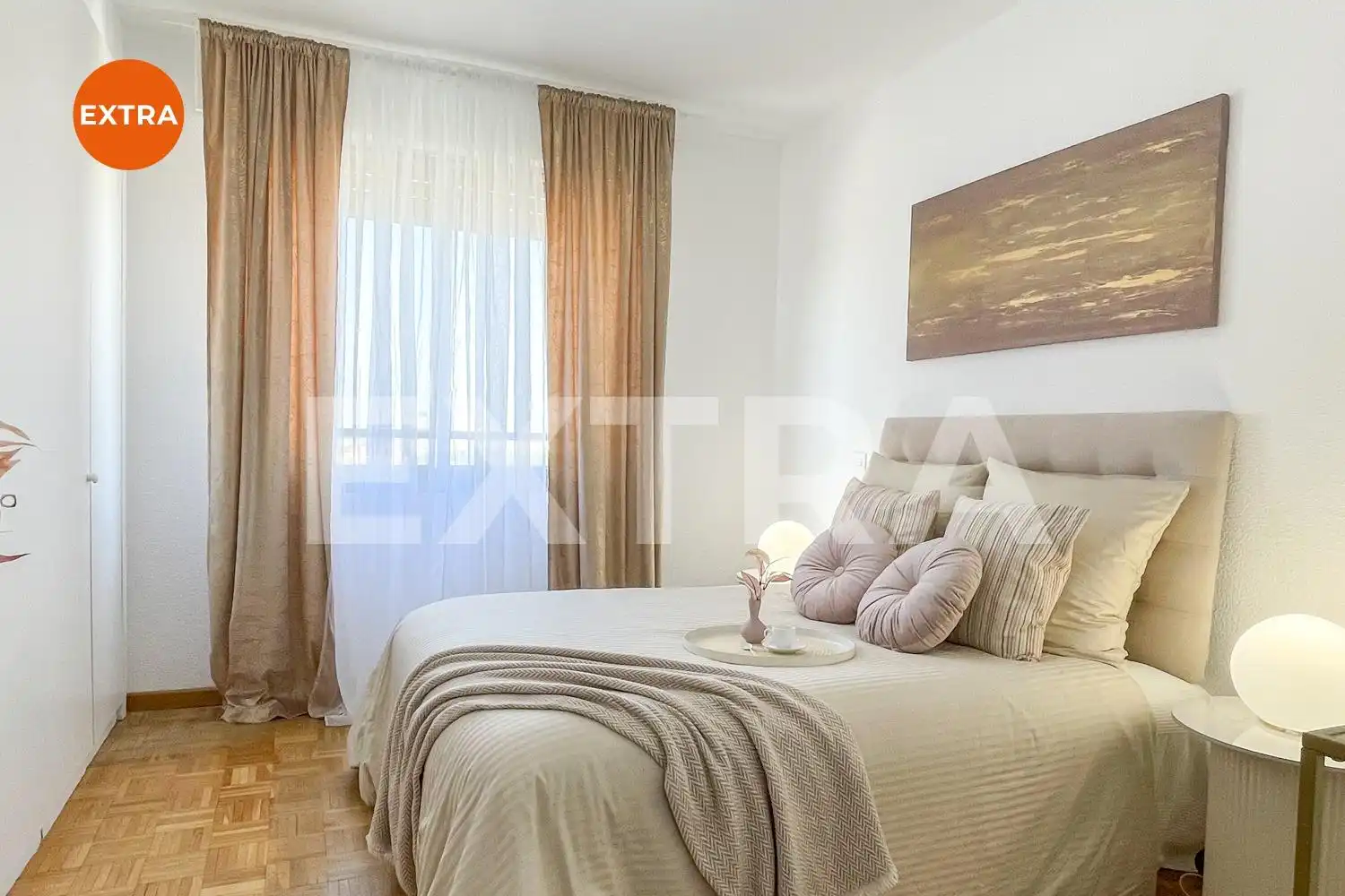 Dormitori de Pis en venda en Madrid amb Calefacció, Parquet i Piscina comunitària