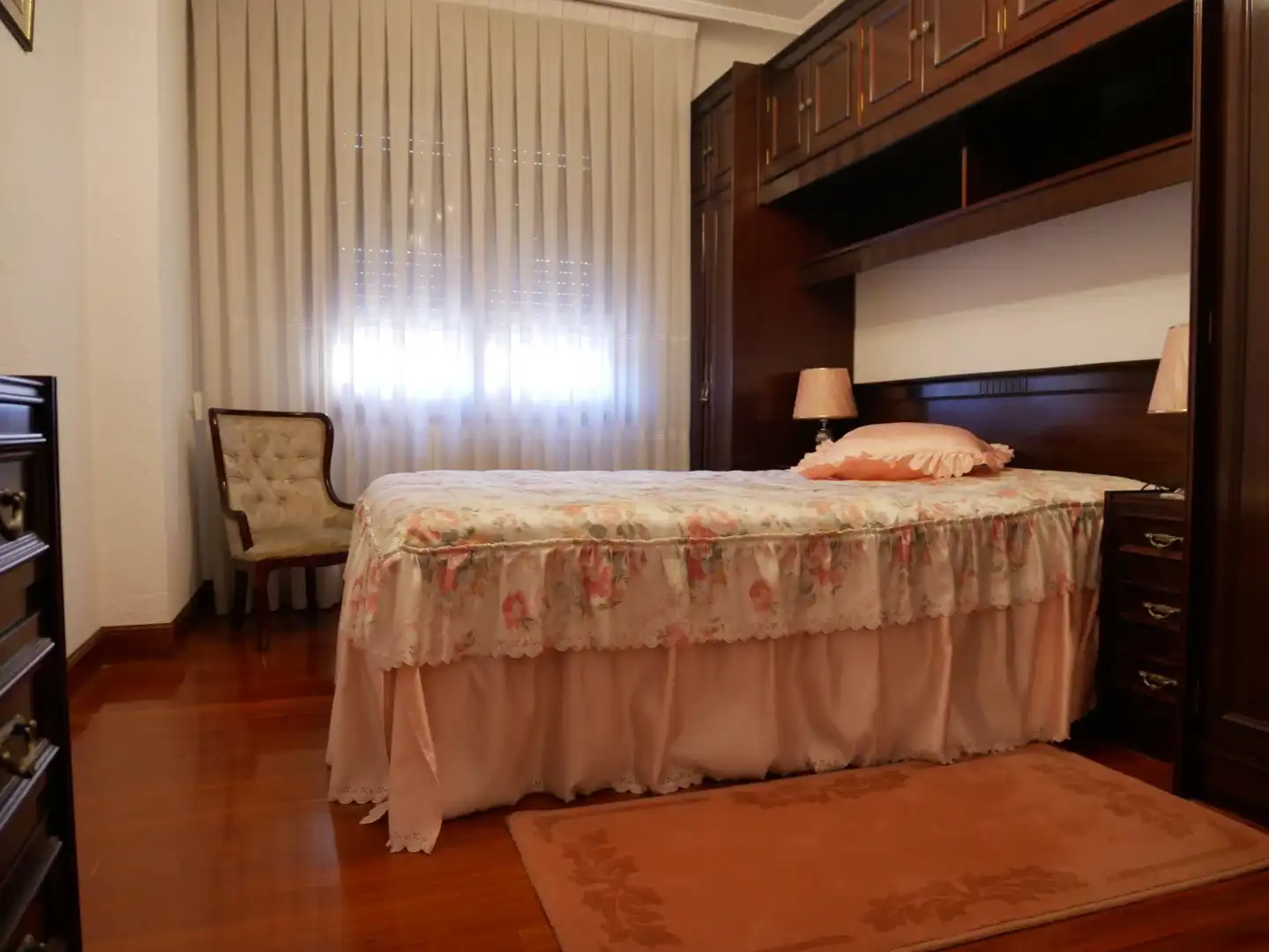 Habitación de Piso en venta en Basauri  con Calefacción y Balcón