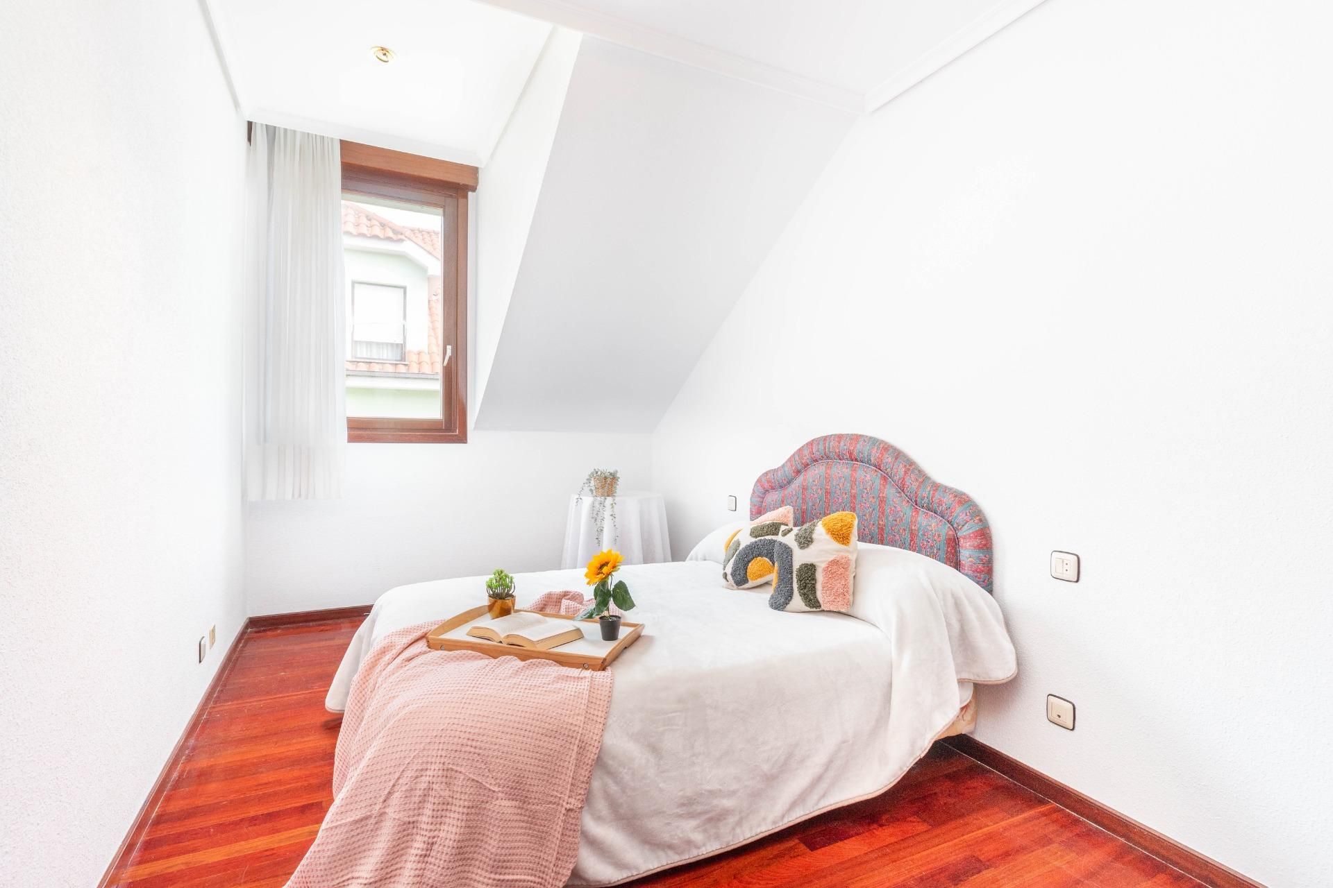 Bedroom of Duplex for sale in Llanes