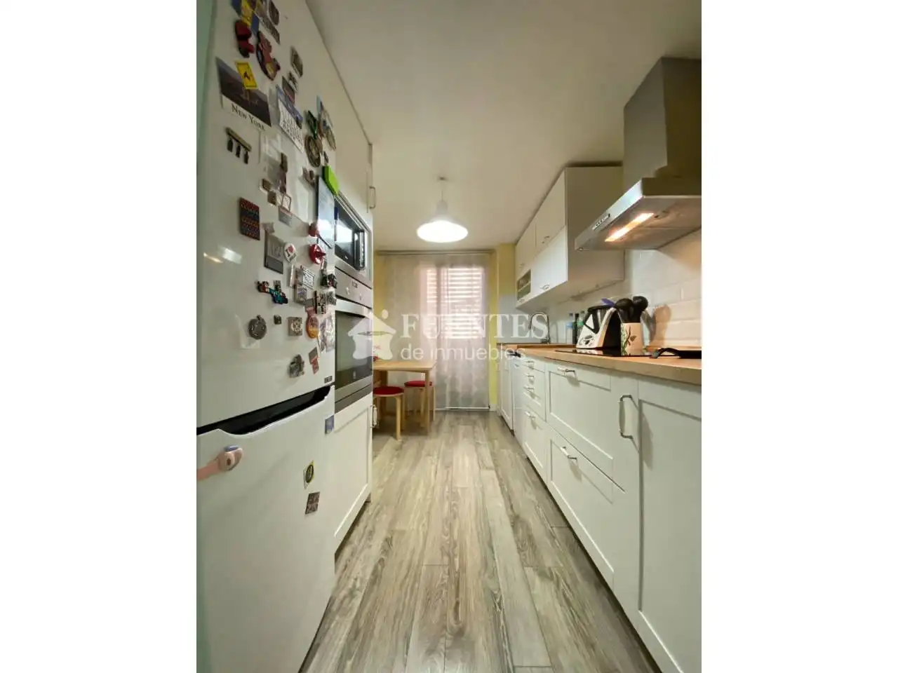 Cocina de Piso en venta en Alicante / Alacant con Aire acondicionado, Terraza y Piscina comunitaria