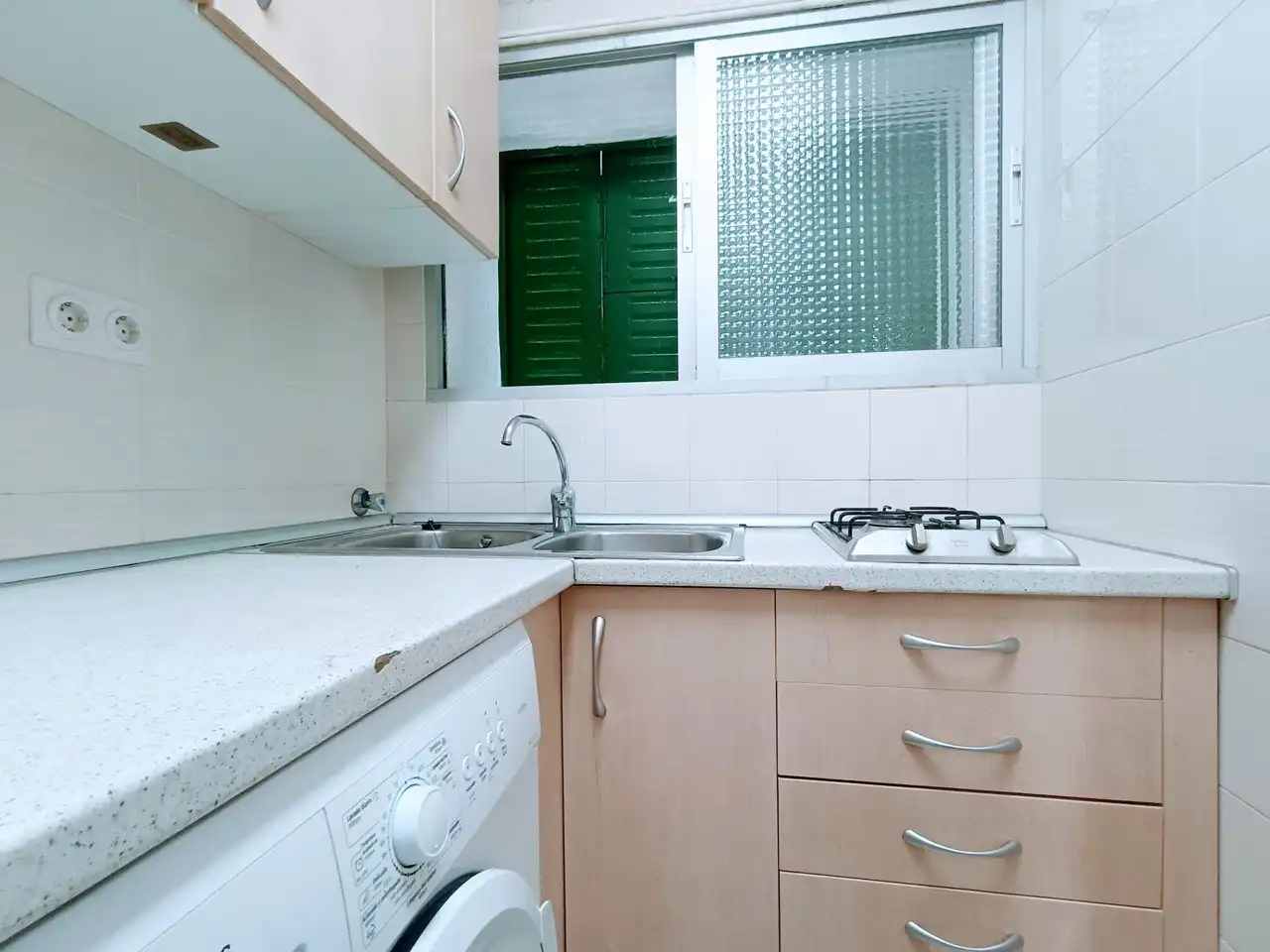 Cuina de Pis de lloguer en Becerril de la Sierra amb Terrassa i Moblat