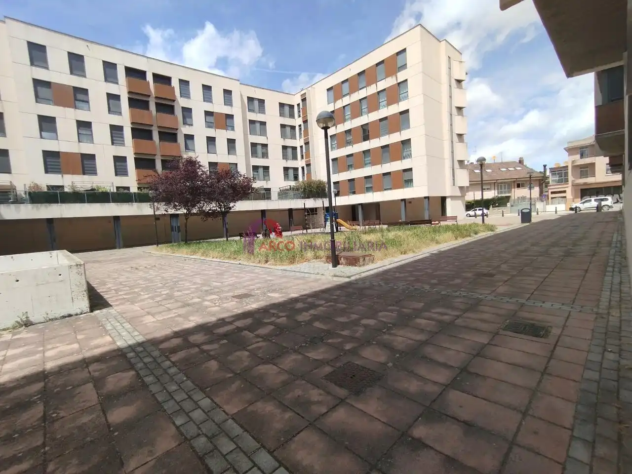 Parking de Piso en venta en Burgos con Calefacción, Parquet y Terraza