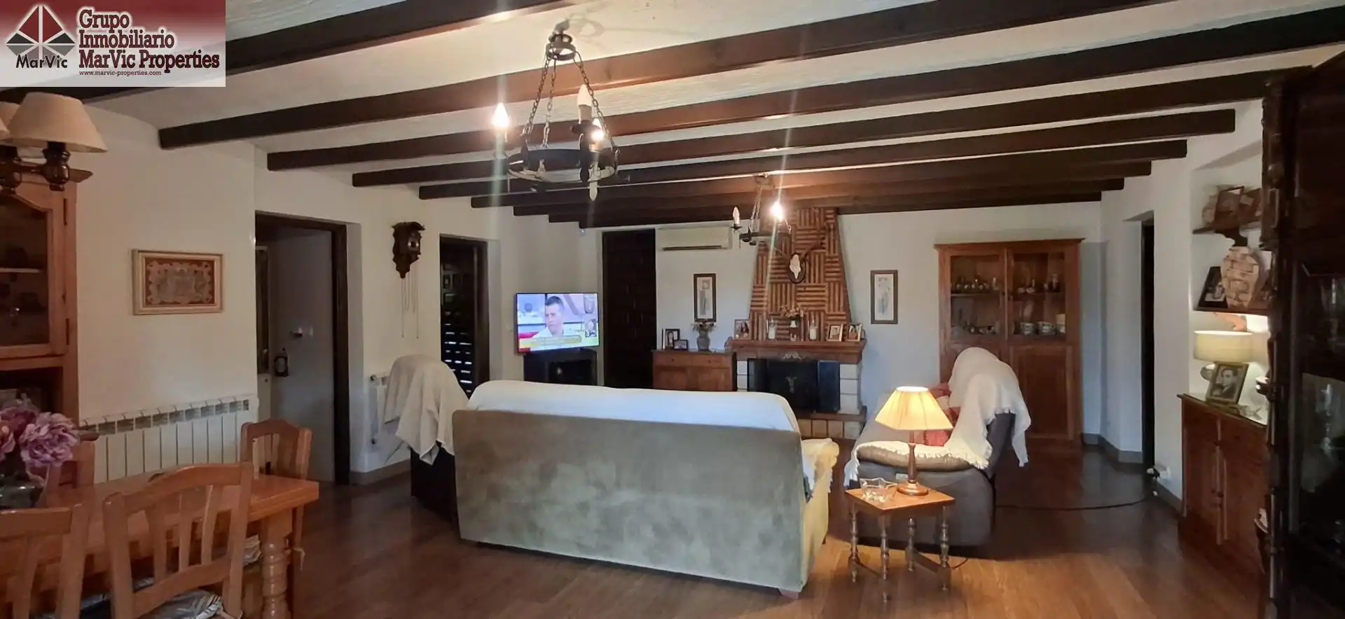 Sala d'estar de Casa o xalet en venda en Benidorm amb Aire condicionat, Jardí privat i Terrassa