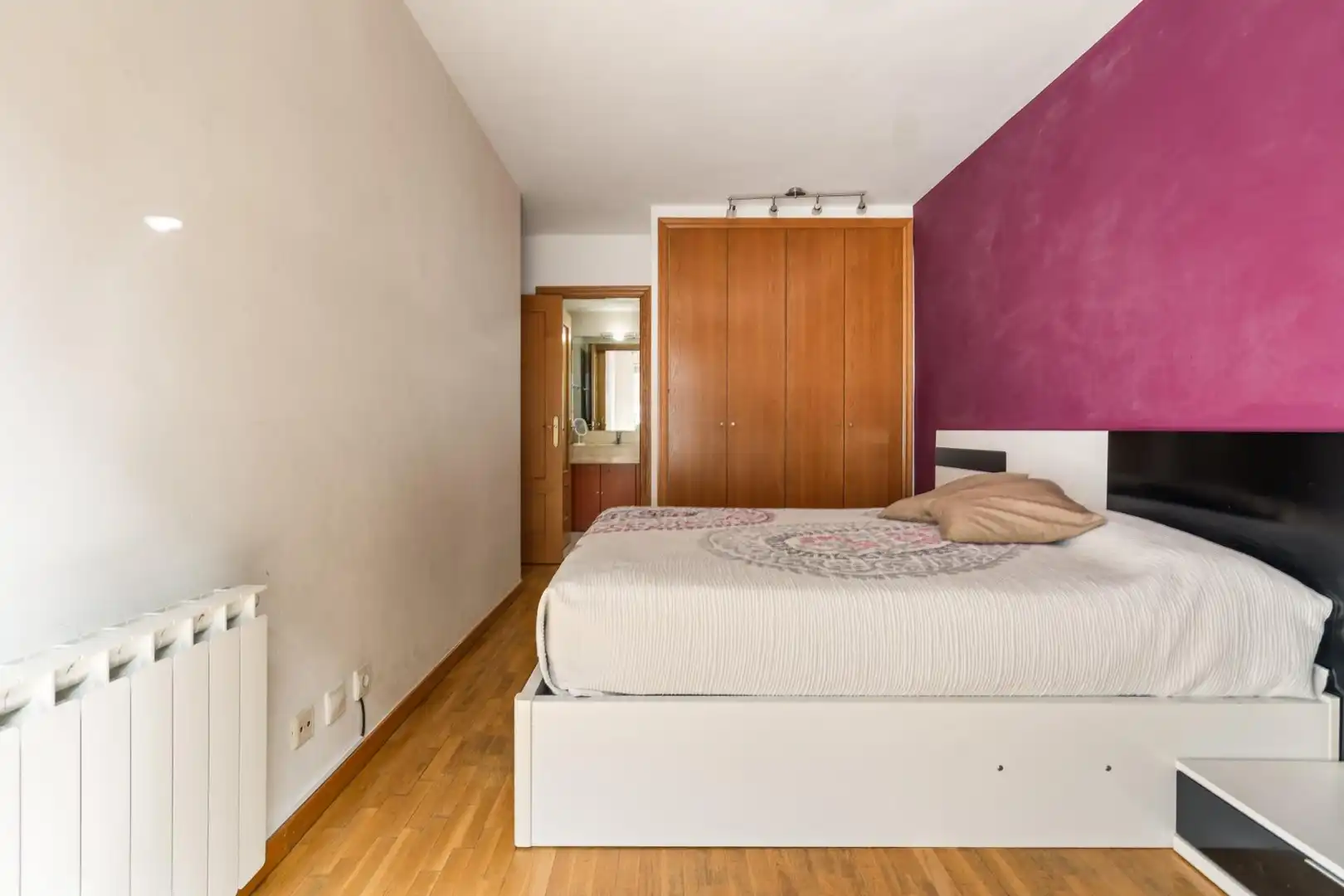 Bedroom of Flat for sale in Mataró  with Air Conditioner, Heating and Private garden