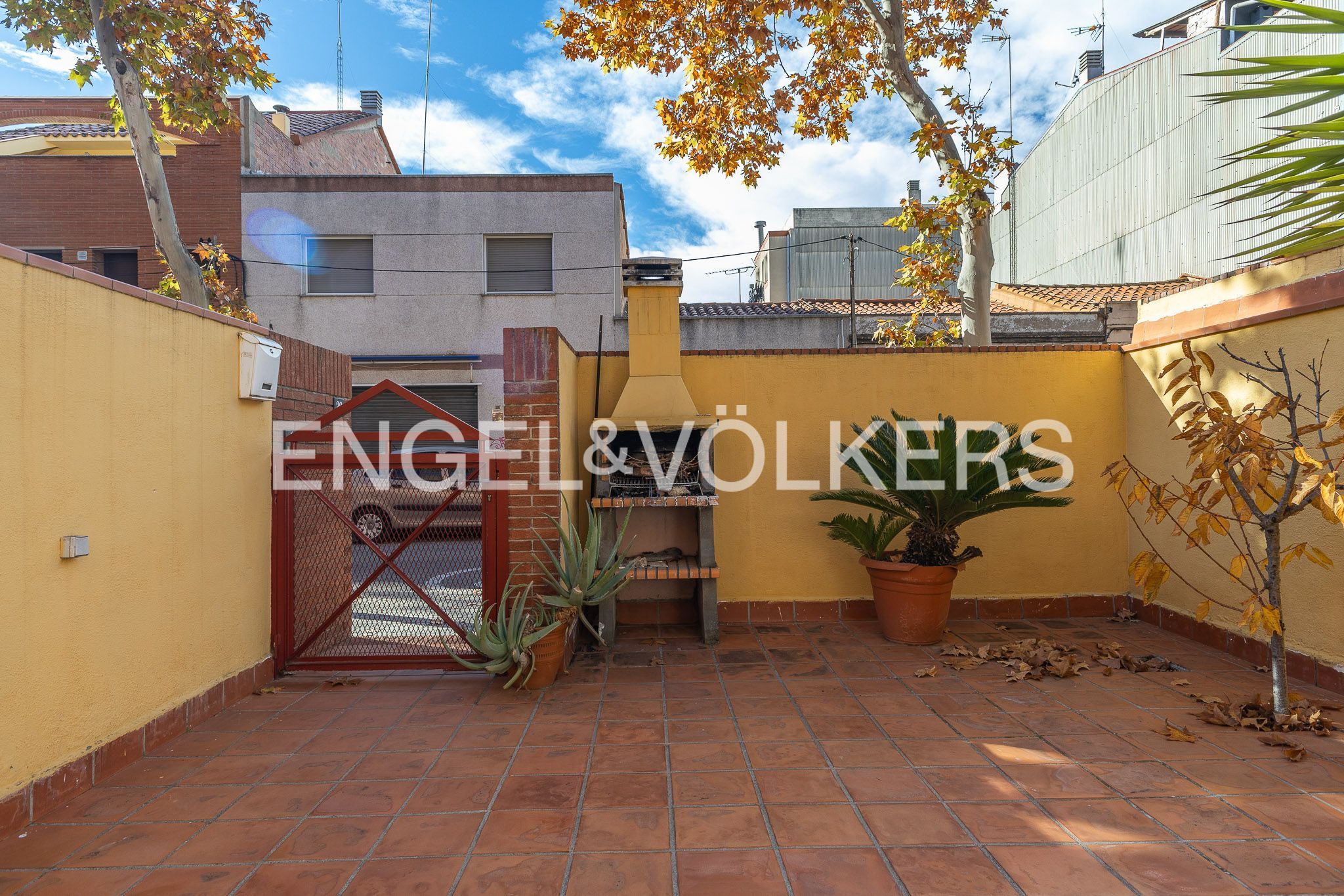 Terrassa de Casa o xalet en venda en Sabadell amb Aire condicionat, Calefacció i Jardí privat