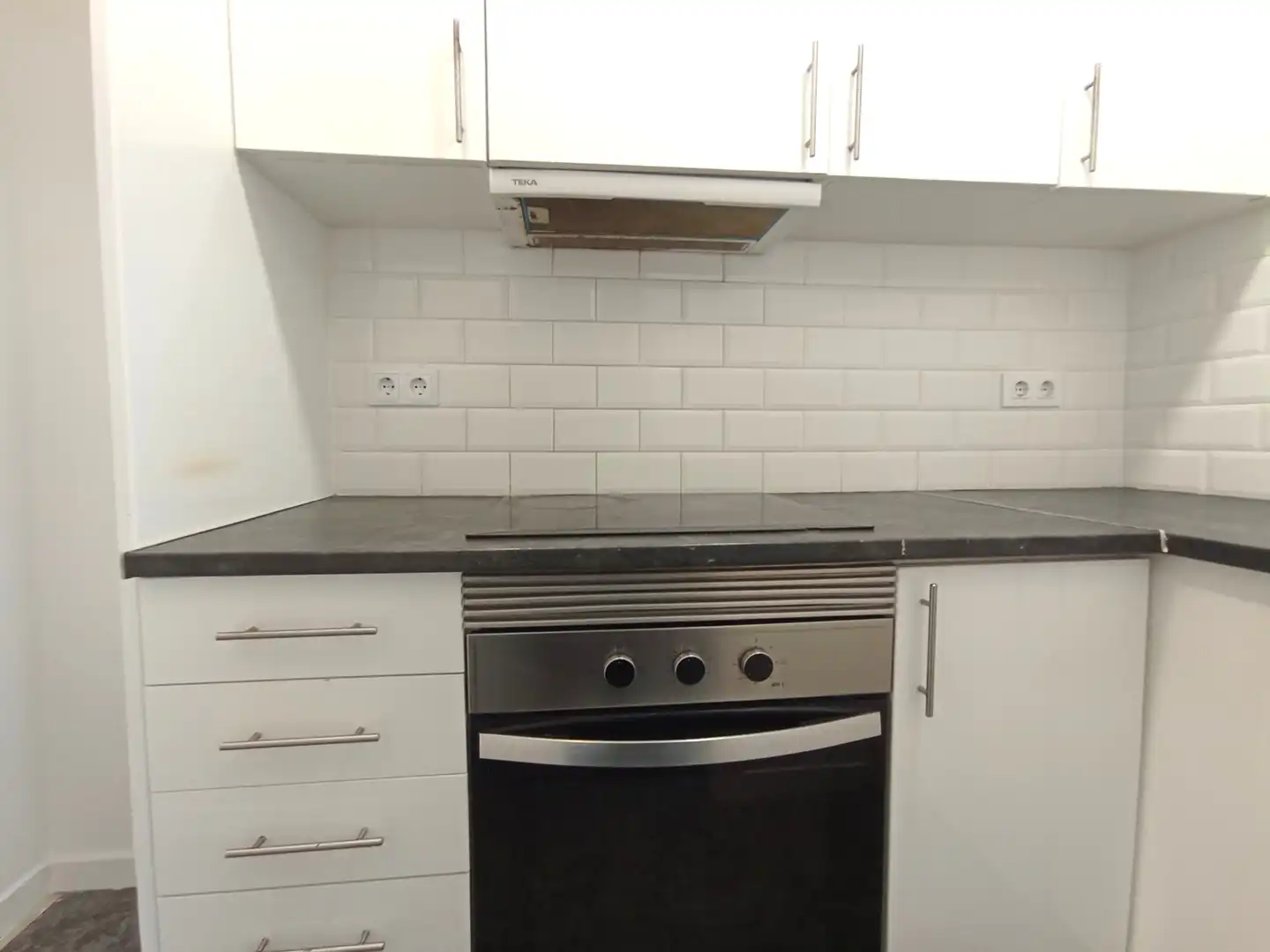 Cuina de Pis en venda en Mataró amb Parquet, Terrassa i Forn