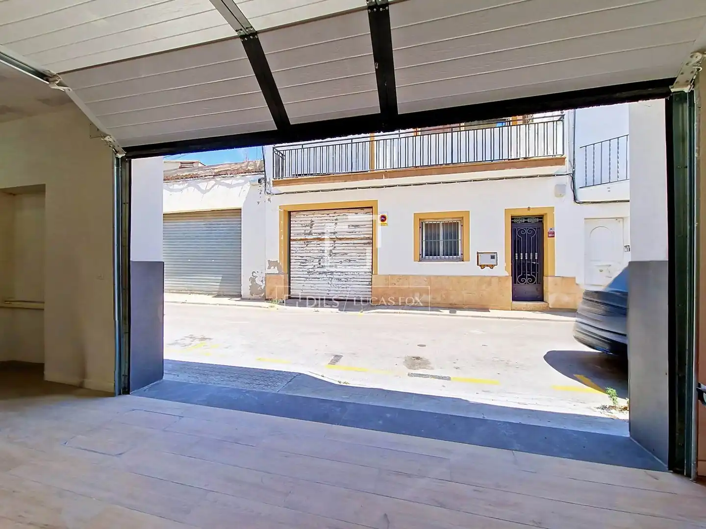 Vista exterior de Casa o xalet en venda en Vilanova i la Geltrú amb Aire condicionat, Calefacció i Terrassa