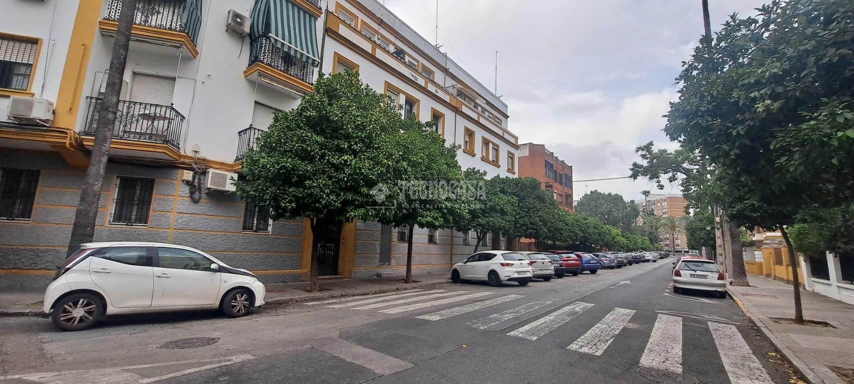 Vista exterior de Piso en venta en  Sevilla Capital con Aire acondicionado