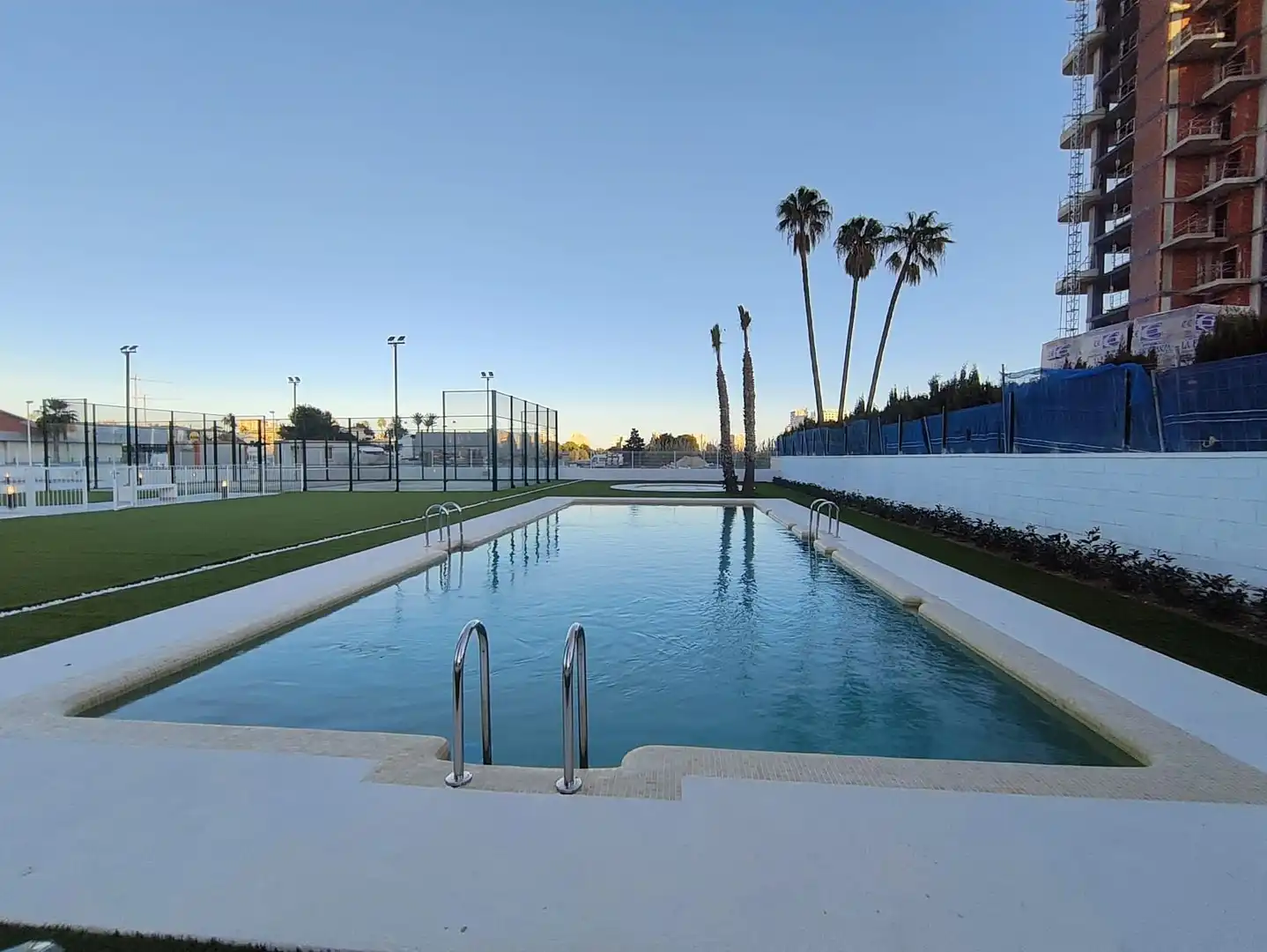 Apartamento con piscina en venta en Marisol Park - Ortembach - Los Almendros, imagen 36
