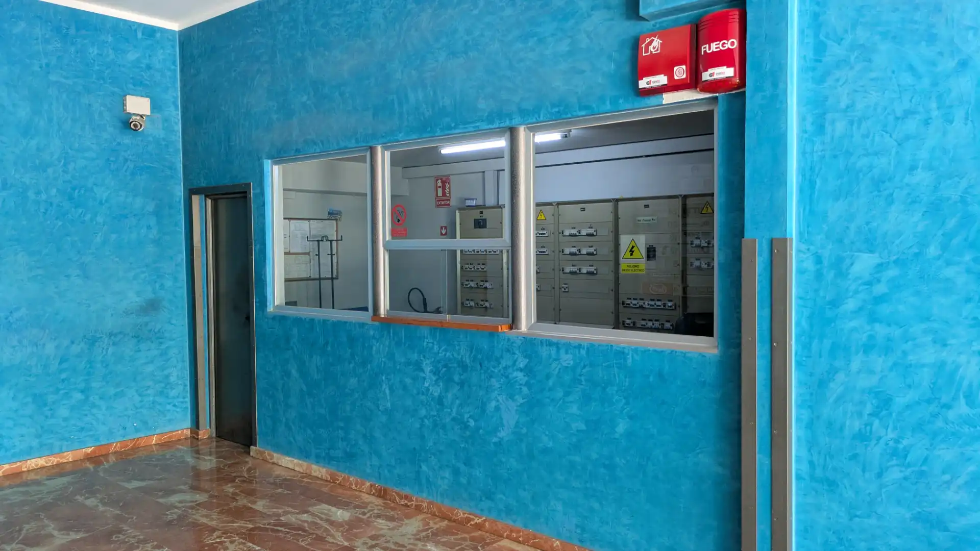 Büro zur Miete in Cornellà de Llobregat mit Klimaanlage, Heizung und Internet