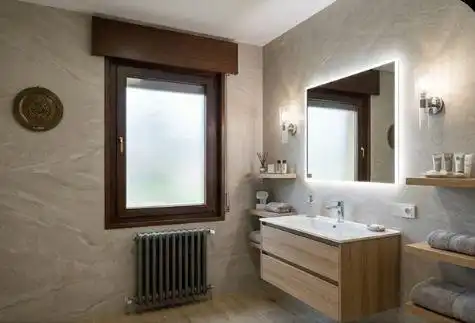 Badezimmer von Residential zum Verkauf in Miengo