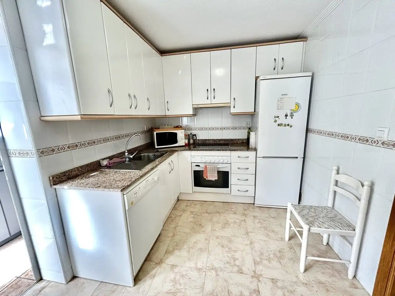 Cocina de Casa adosada en venta en Pilar de la Horadada con Jardín privado y Terraza