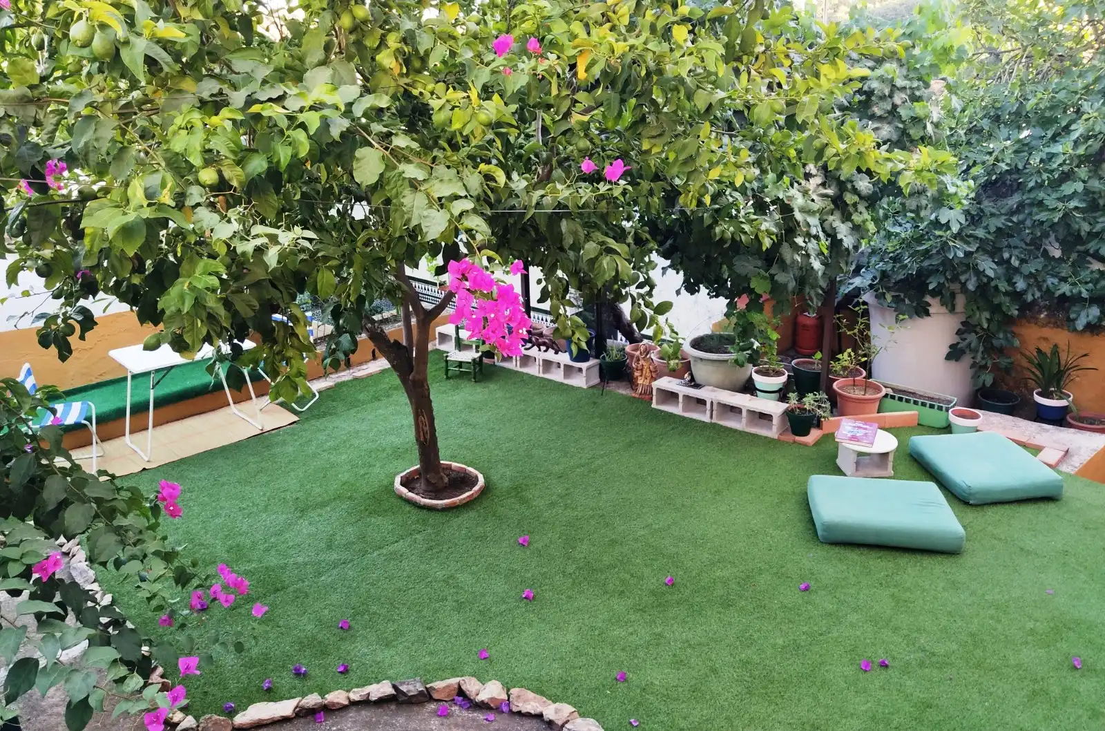 Terrassa de Casa o xalet en venda en Aroche amb Jardí privat i Traster