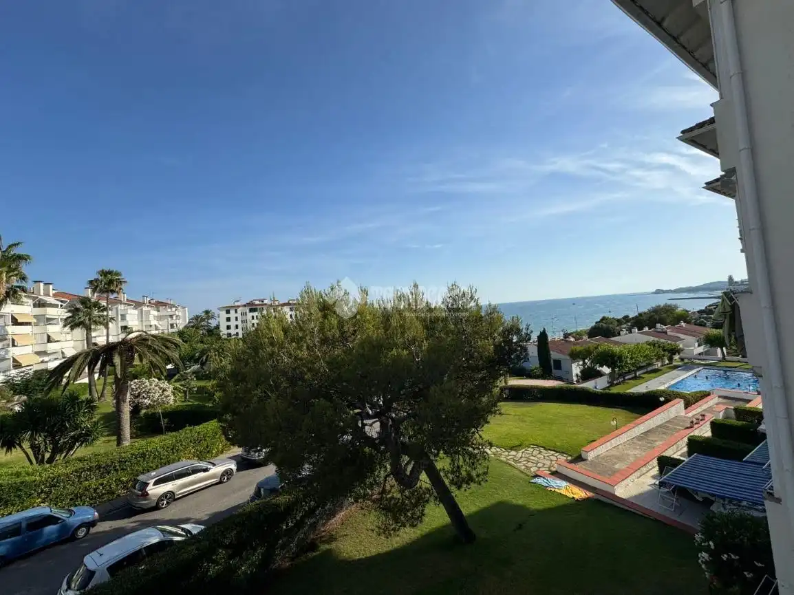 Jardí de Estudi en venda en Sitges amb Traster i Piscina comunitària