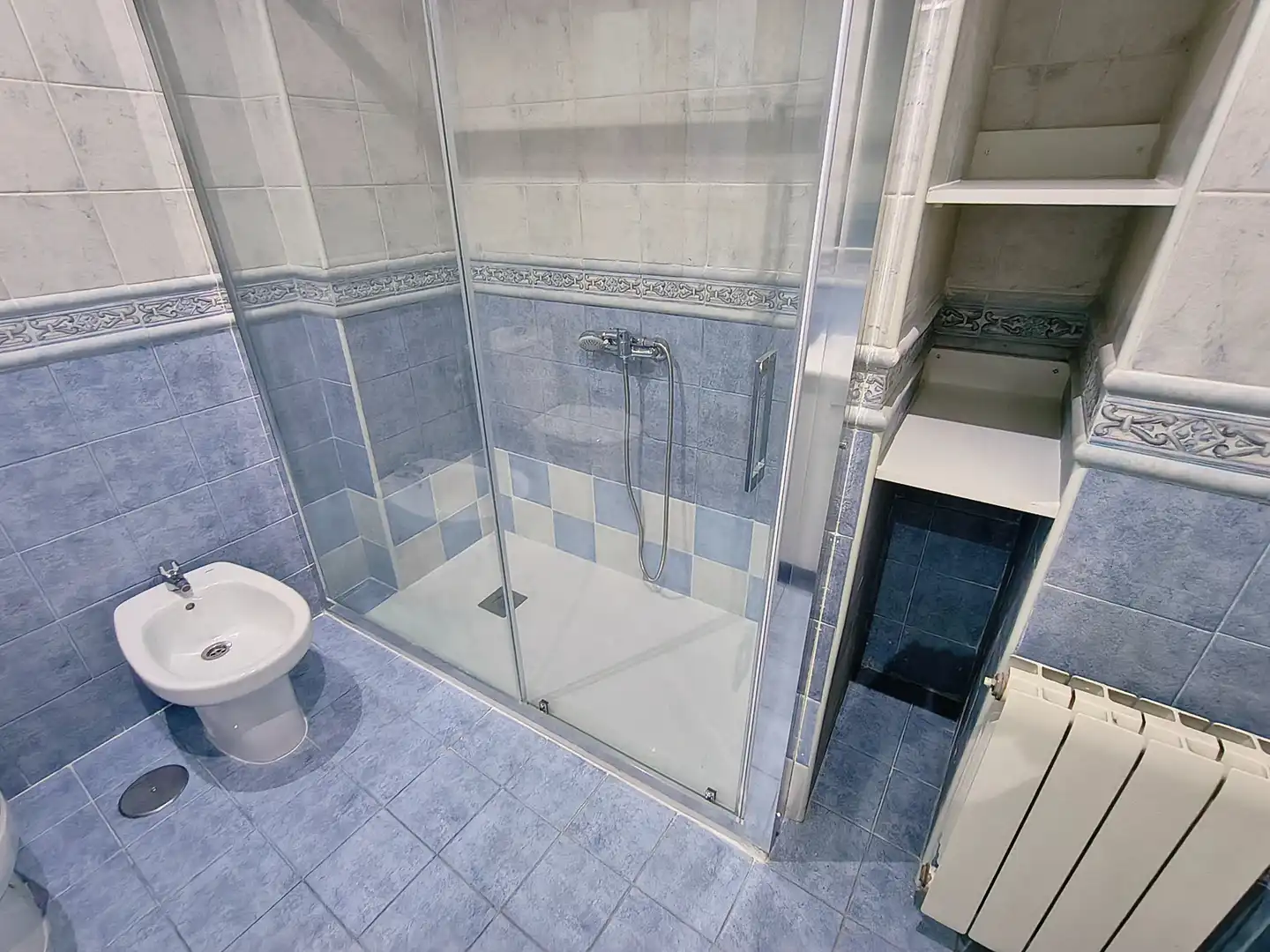 Baño de Piso de alquiler en Alicante / Alacant con Calefacción