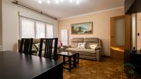 Sala d'estar de Pis en venda en Gijón  amb Calefacció i Parquet