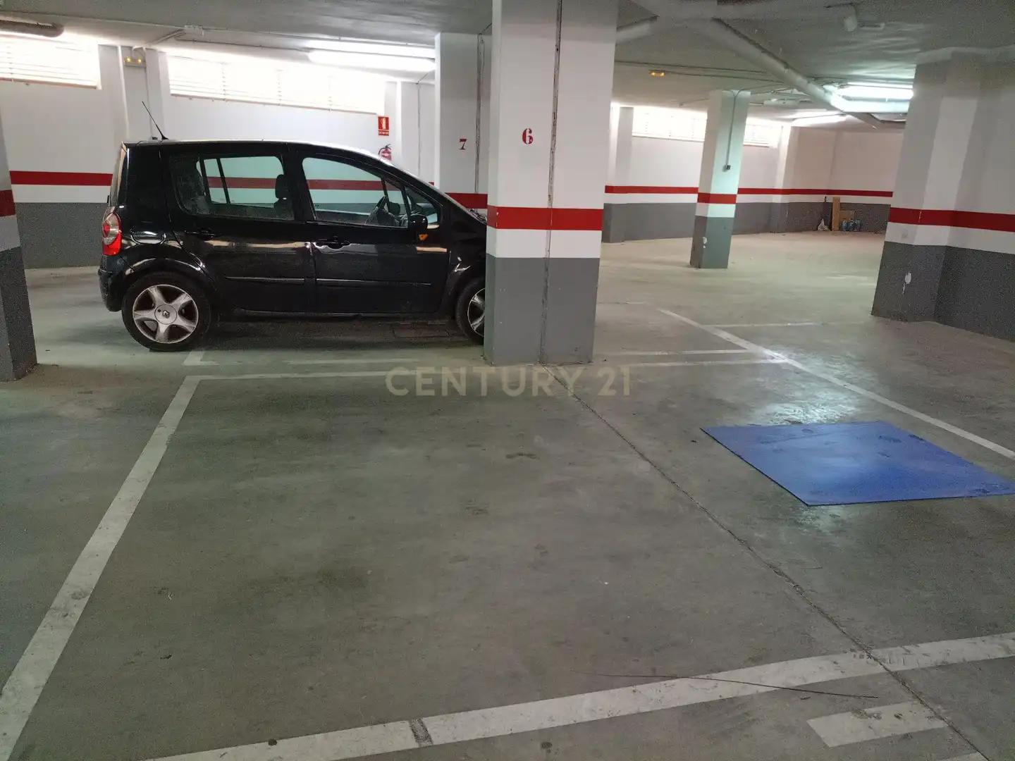 Aparcament de Garatge en venda en Riba-roja de Túria