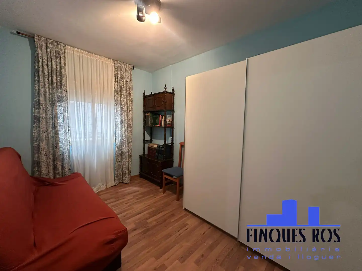 Schlafzimmer von Wohnung zum Verkauf in Vinaròs mit Klimaanlage, Heizung und Möbliert