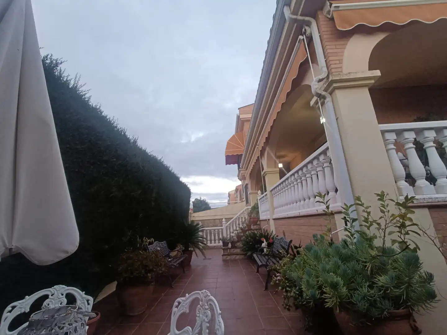 Casa adosada en venda a Calle Nardos, 1, Almendralejo