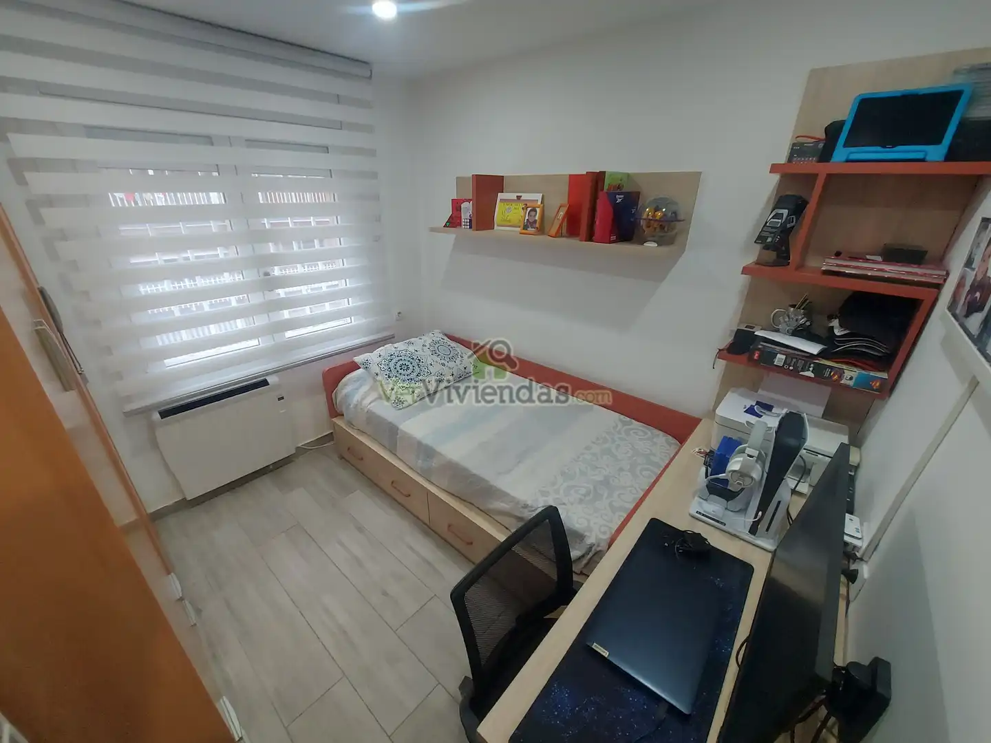Dormitori de Pis en venda en Rubí amb Aire condicionat, Calefacció i Forn
