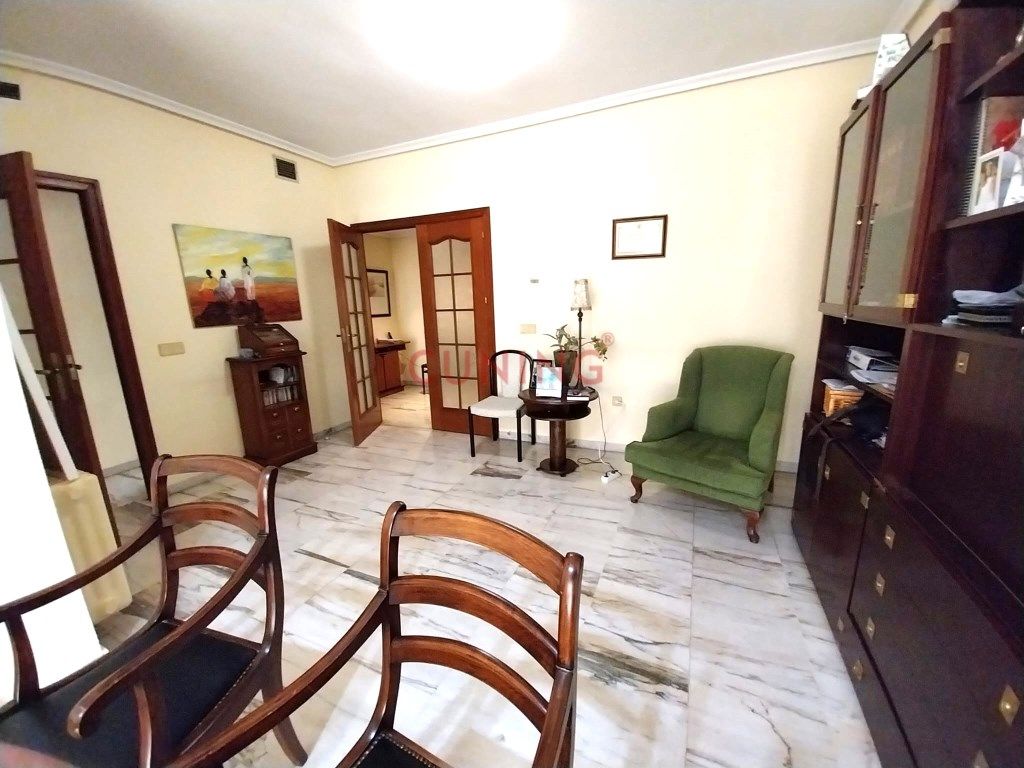 Flat for sale in Cáceres Capital  with Air Conditioner