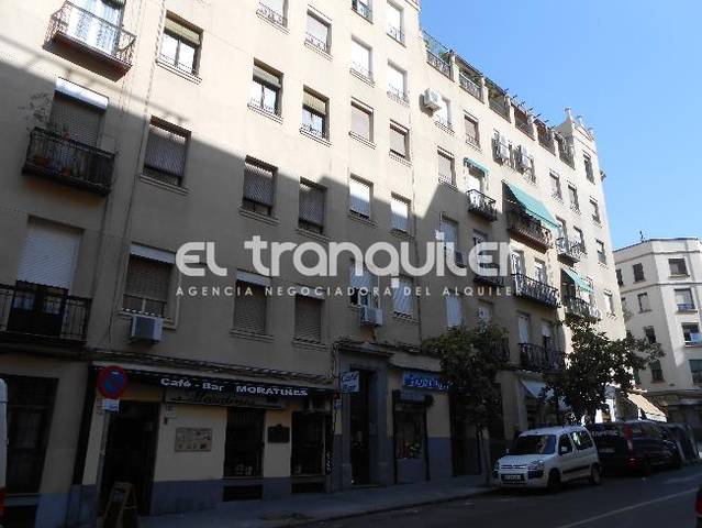 Piso en Alquiler en Calle Moratines en Acacias