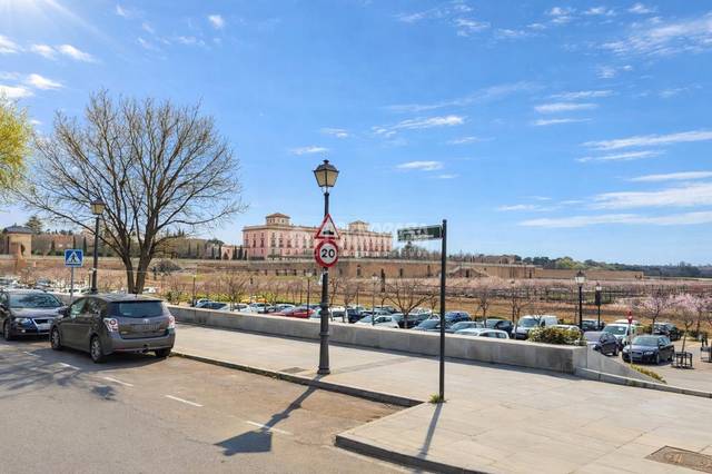 Piso en Venta en Casco Antiguo