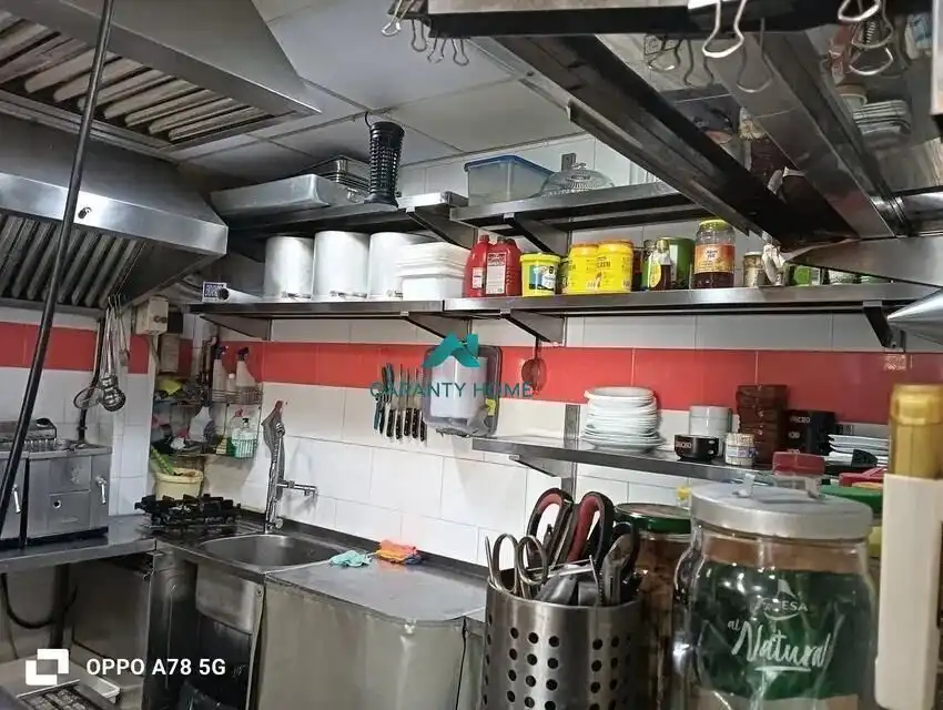 Cuina de Local de lloguer en Alcorcón amb Aire condicionat i Moblat