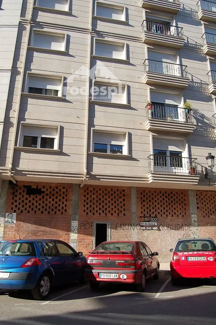 Local comercial en venda a Ponteareas, imagen 6