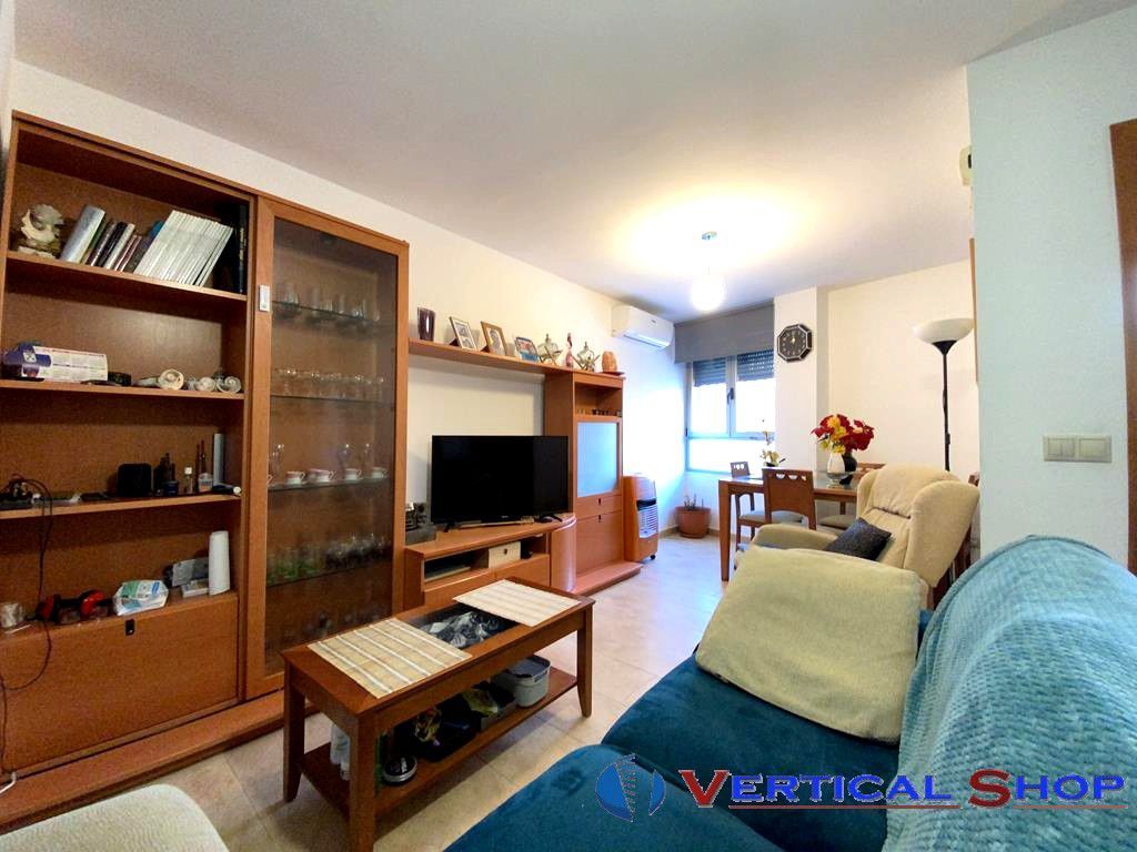 Sala d'estar de Pis en venda en Caudete amb Aire condicionat