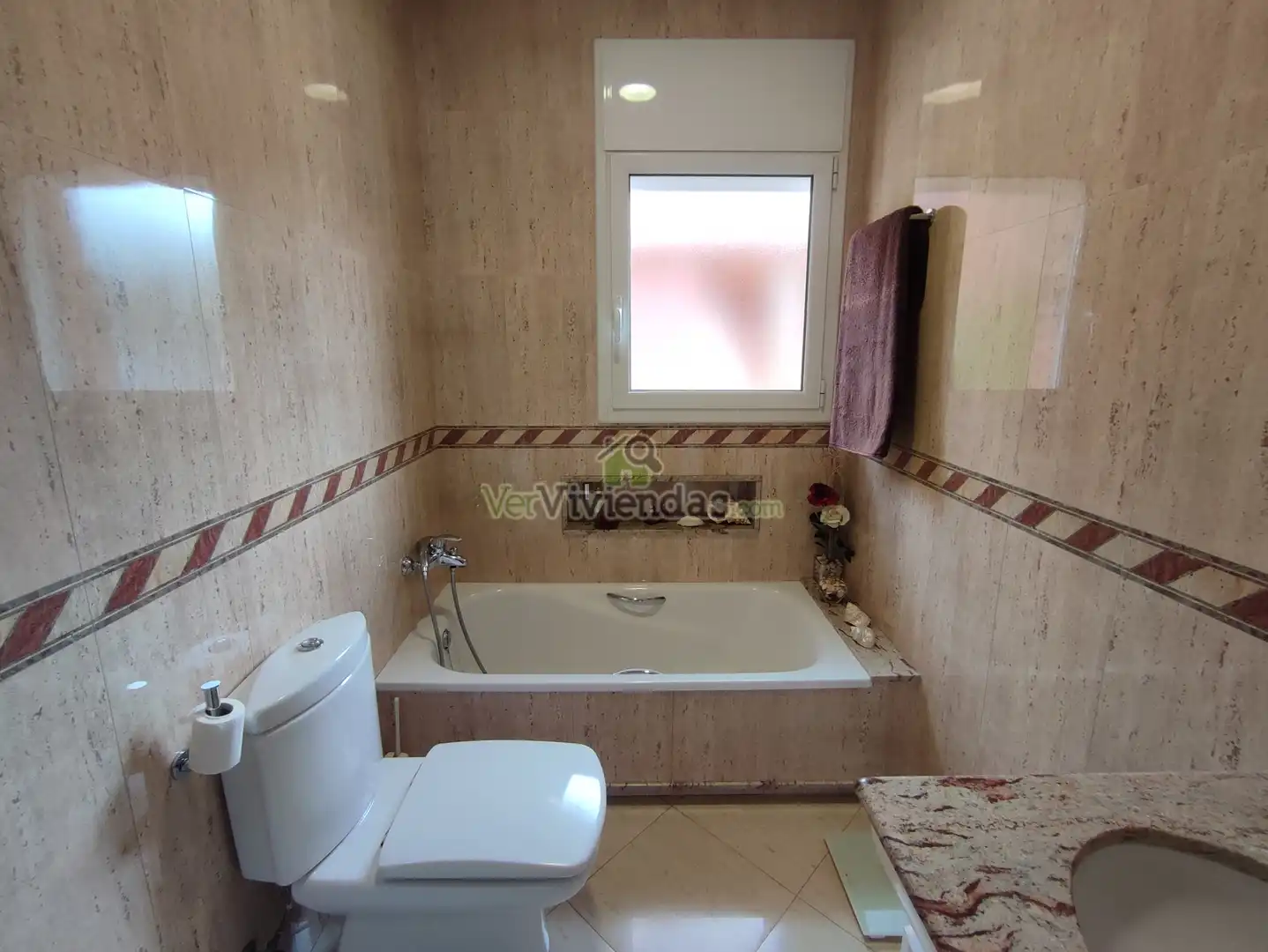 Bany de Casa o xalet en venda en La Palma de Cervelló amb Calefacció, Jardí privat i Terrassa