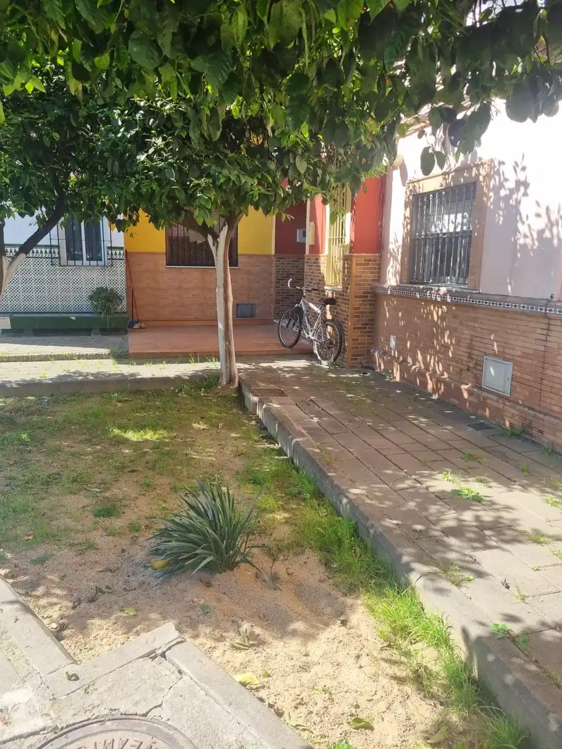 Jardín de Casa o chalet en venta en La Algaba con Jardín privado