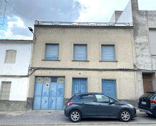 Vista exterior de Casa o xalet en venda en Sabiote amb Terrassa