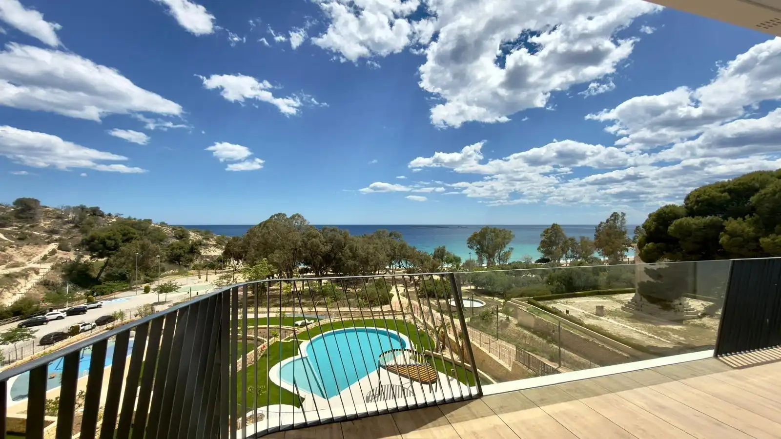 Penthouse with terrace for sale in EDETA