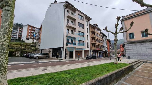 Local comercial en Venta en Jose Miguel Iturrioz Beasain en Beasain