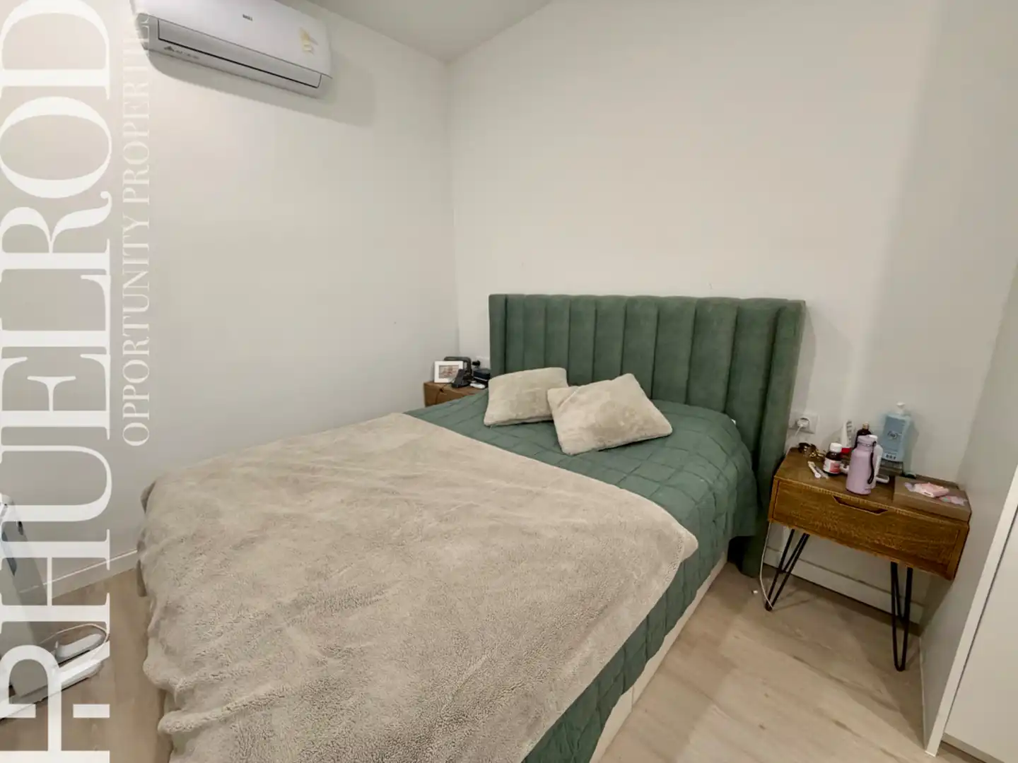 Habitación de Planta baja en venta en Calella con Aire acondicionado, Parquet y Terraza