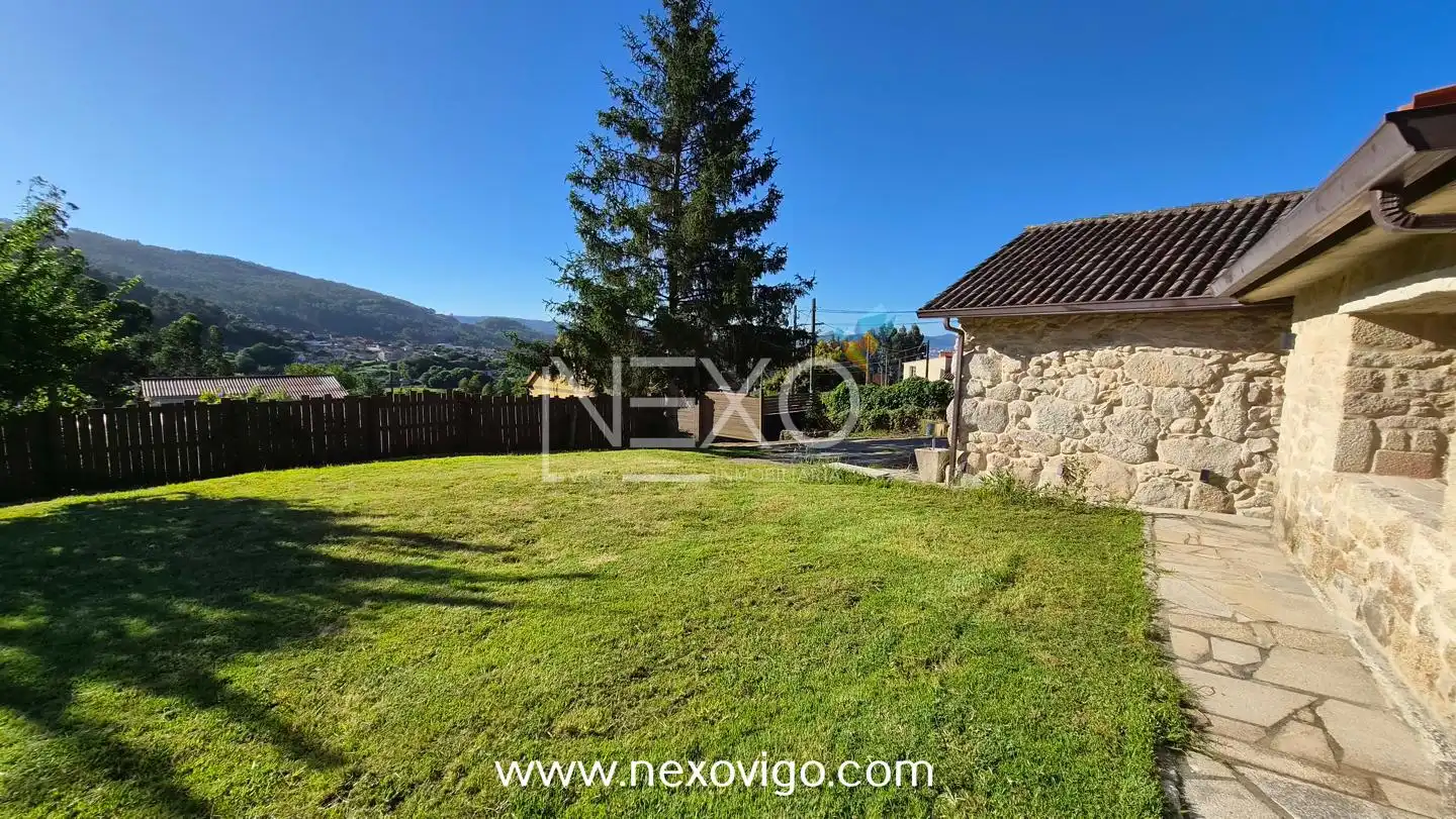 Casa o chalet en venta en Moaña con Jardín privado, Terraza y Amueblado
